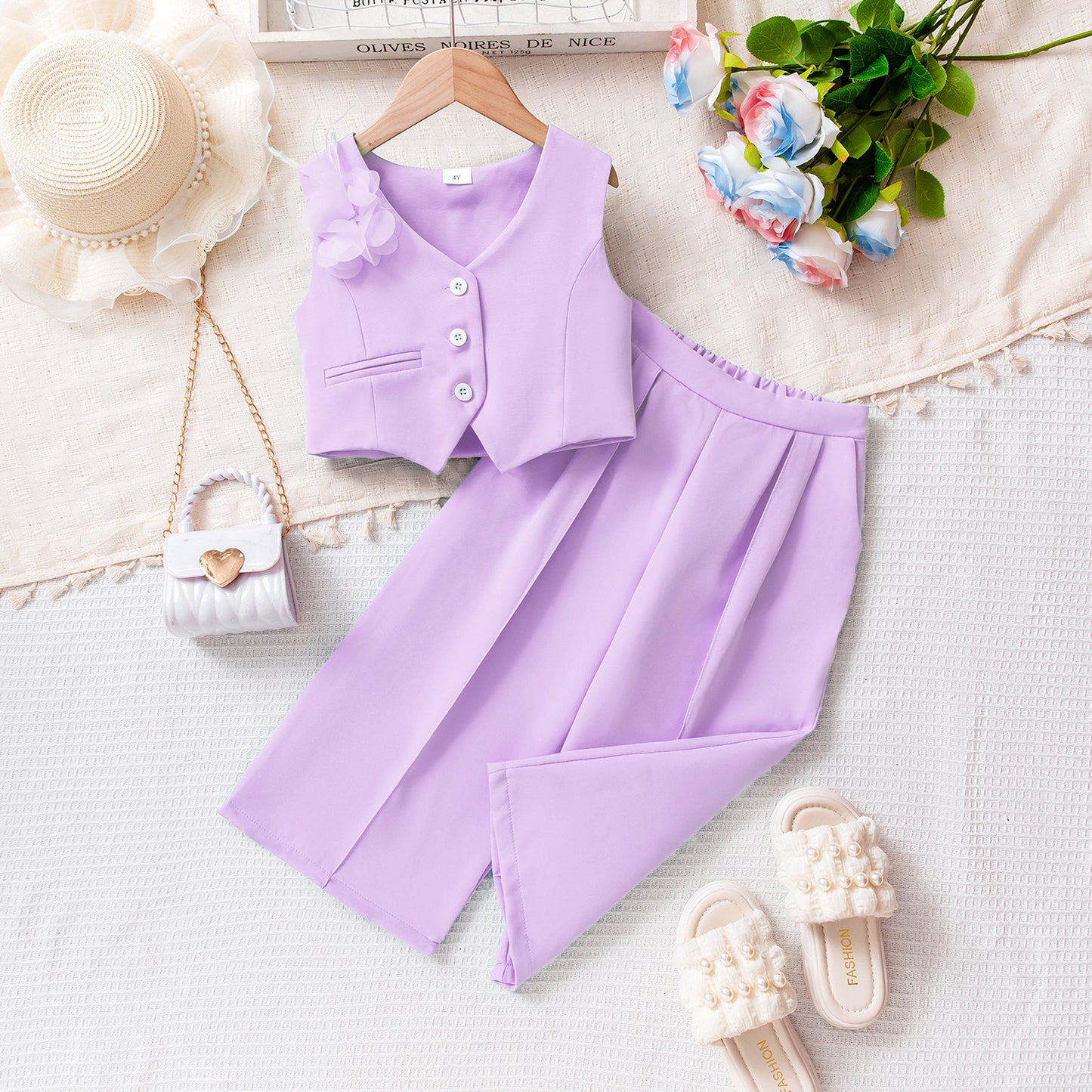V-neck top and pants set